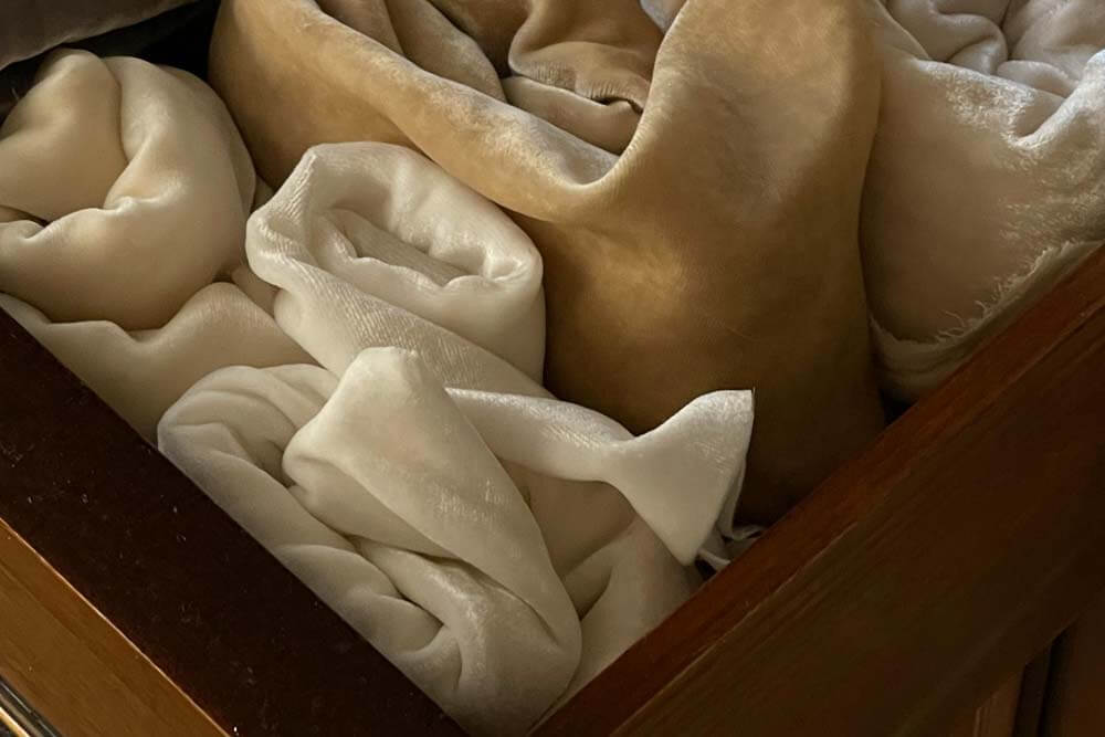 idea-to-hide-sex-toy-underware-drawer
