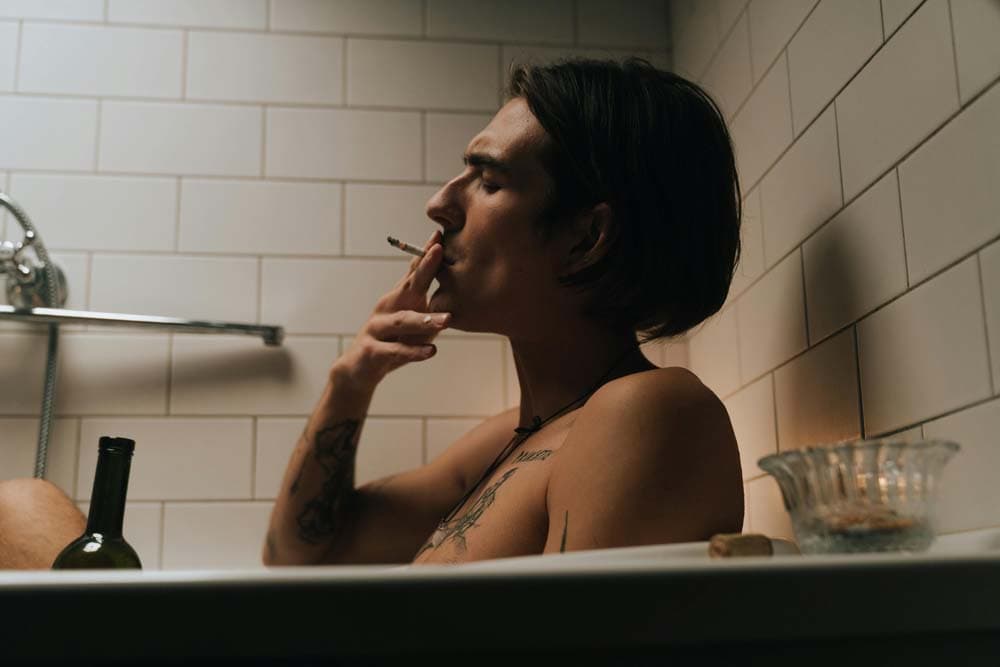 Where-and-When-do-Men-Masturbate-cover